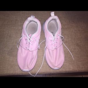 Youth nike. Size 5.5yr. Used condition